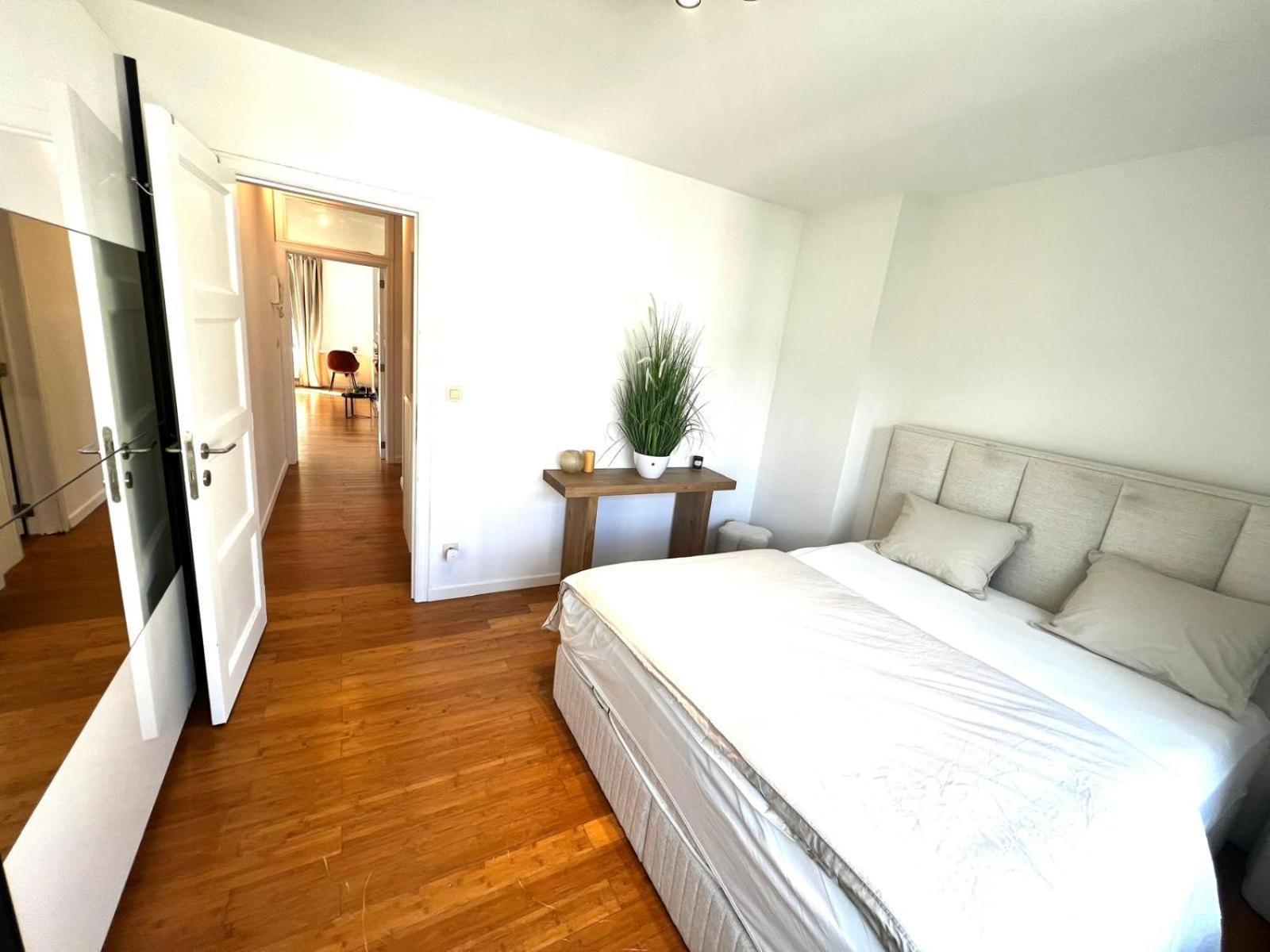 Wolu Suites Bruxelles Exterior foto